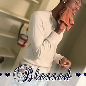 Meet your Posher, Emanuel